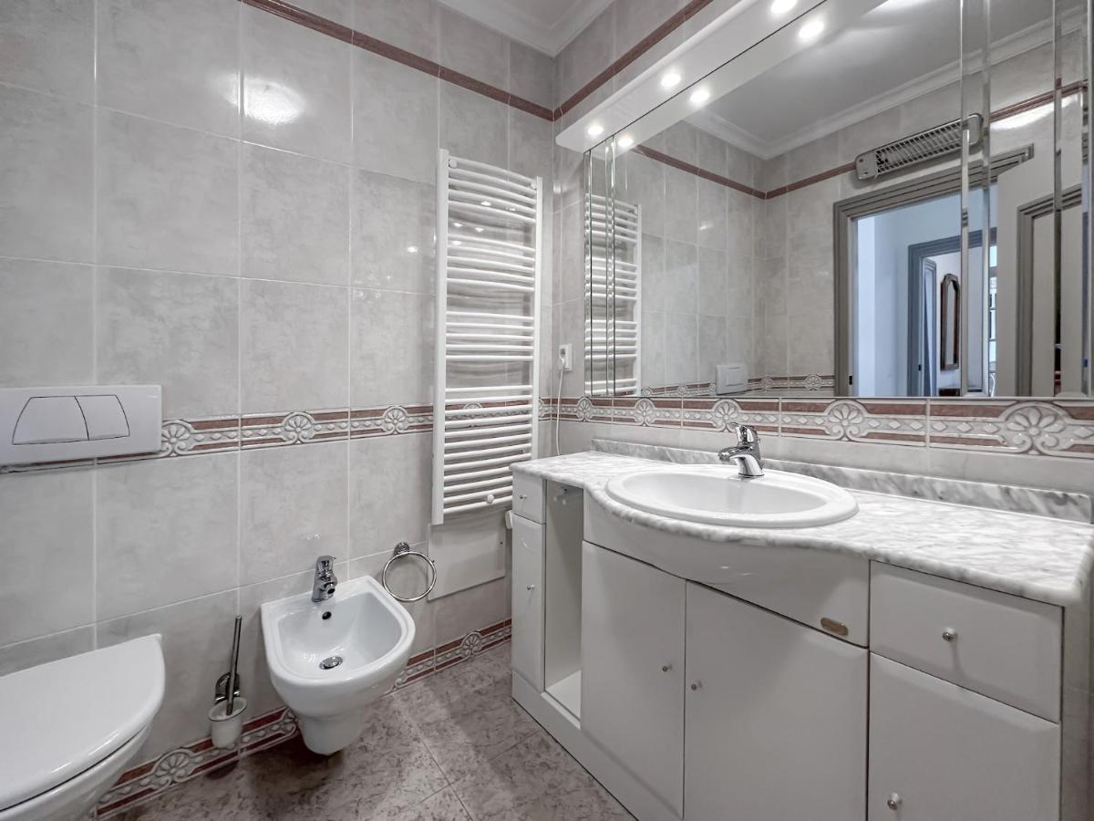 Luxury Apart Wstunning Sea Views, Walk Beach Albufeira Esterno foto